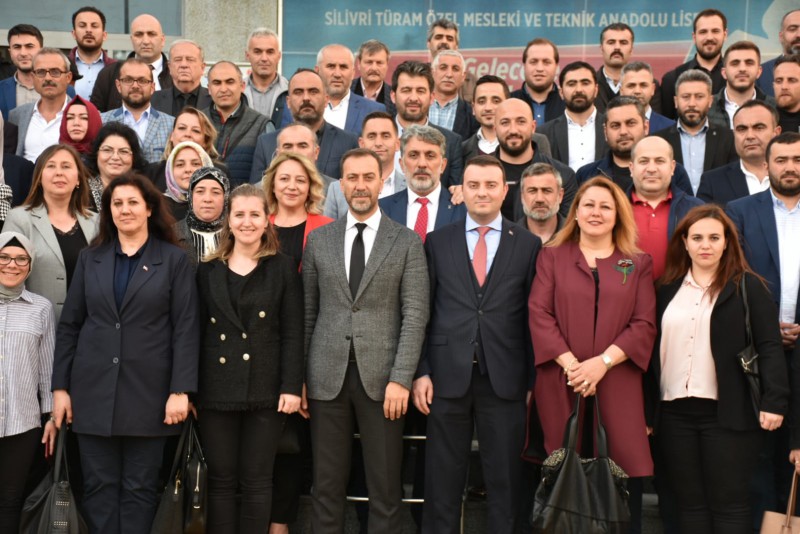 BAŞKAN YILMAZ AK PARTİ TEŞKİLATINI AĞIRLADI