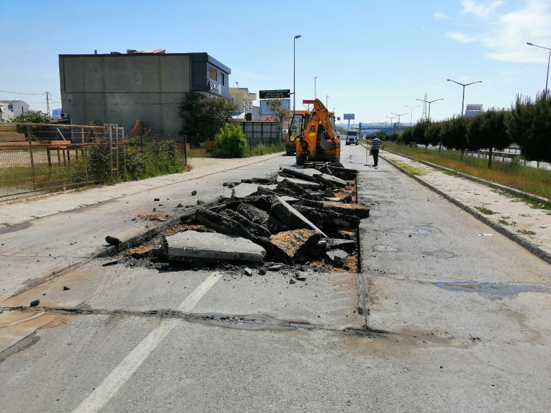 BELEDİYE EKİPLERİ SAHA ÇALIŞMALARINI HIZLANDIRDI