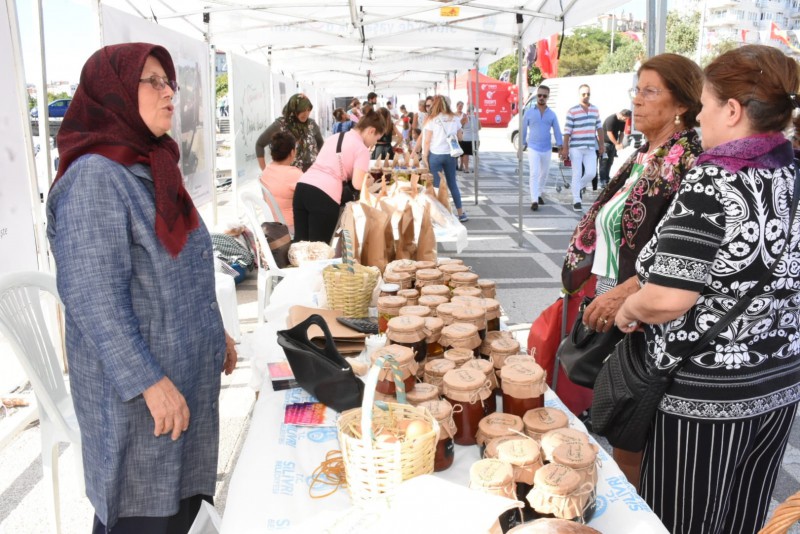 YOĞURT FESTİVALİ’NE ÖZEL DOĞAL PAZAR KURULDU