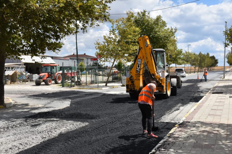 EKİPLER SAHA ÇALIŞMALARINI SÜRDÜRÜYOR