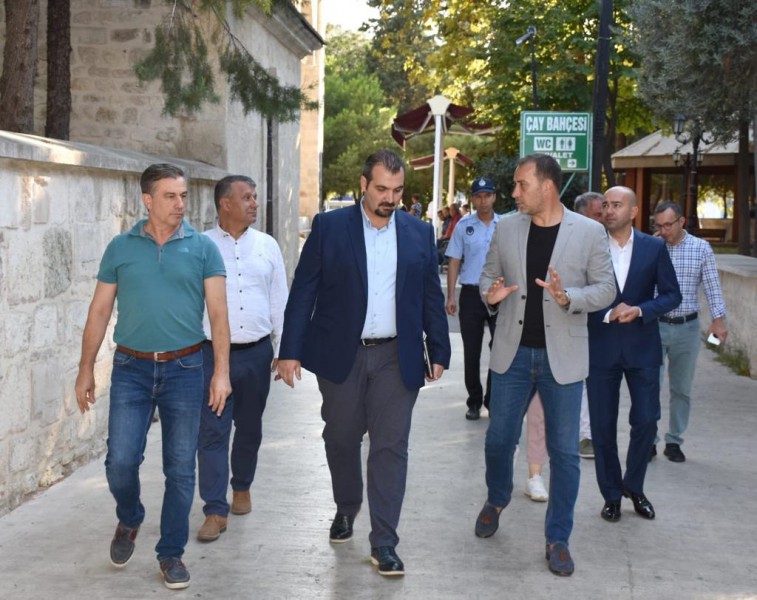 BAŞKAN YILMAZ, PROJELERİNİ EMRAH ŞAHAN’LA PAYLAŞTI