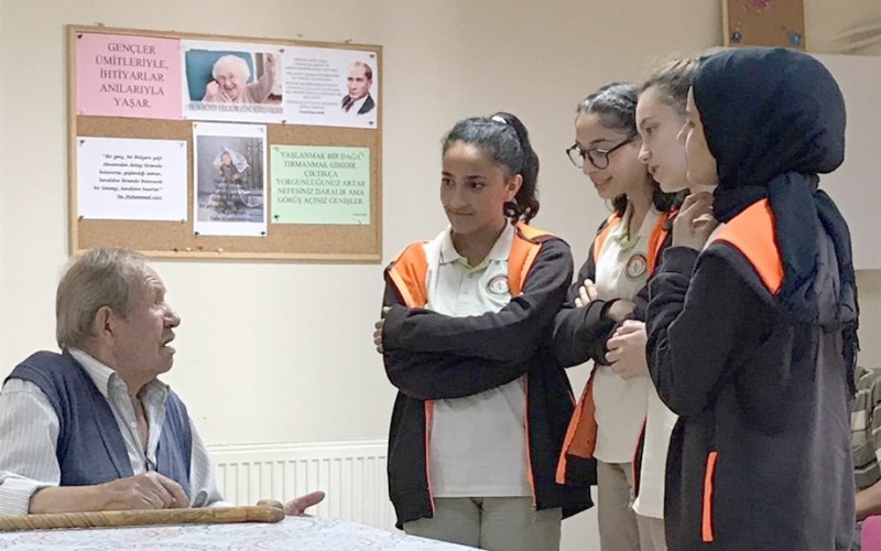 TARIM LİSESİ ÖĞRENCİLERİNDEN GÖNÜLLÜ TORUN PROJESİ