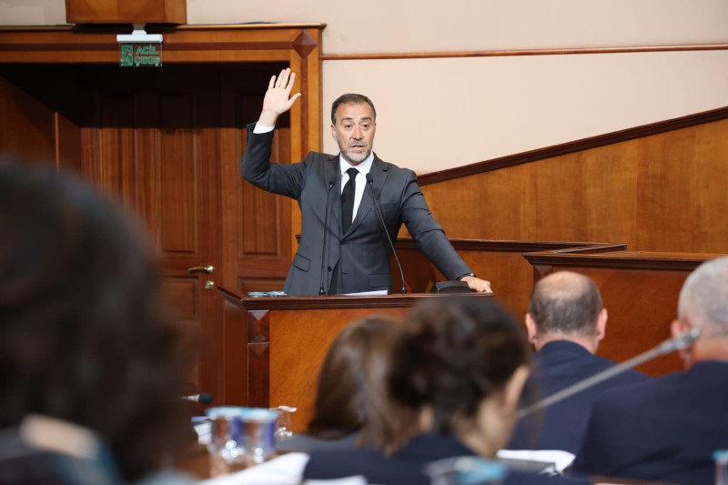 “KÖYLÜYE UCUZ SU VERMEK NEDEN ZORUNUZA GİDİYOR?”