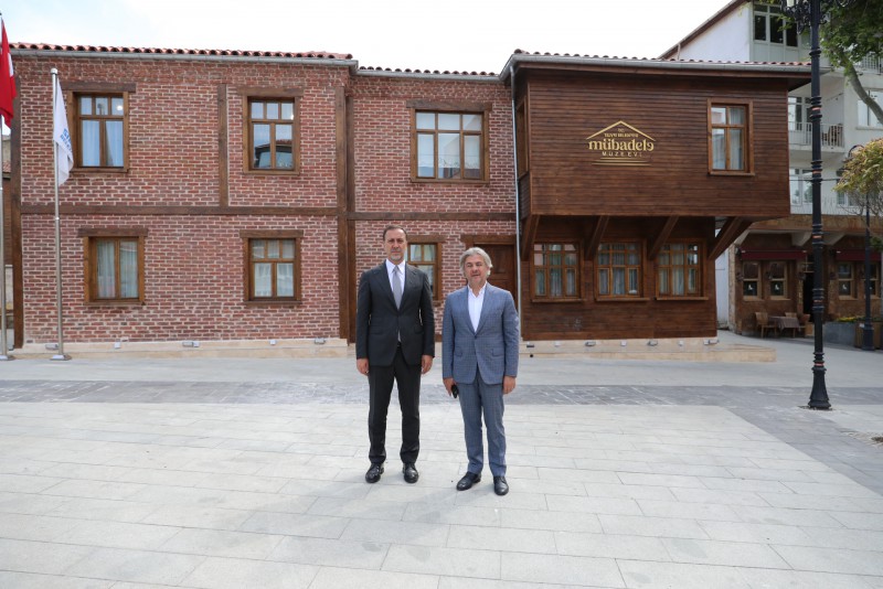BAŞKAN YILMAZ, KÜLTÜR BAKAN YARDIMCISI AHMET MİSBAH DEMİRCAN’I AĞIRLADI