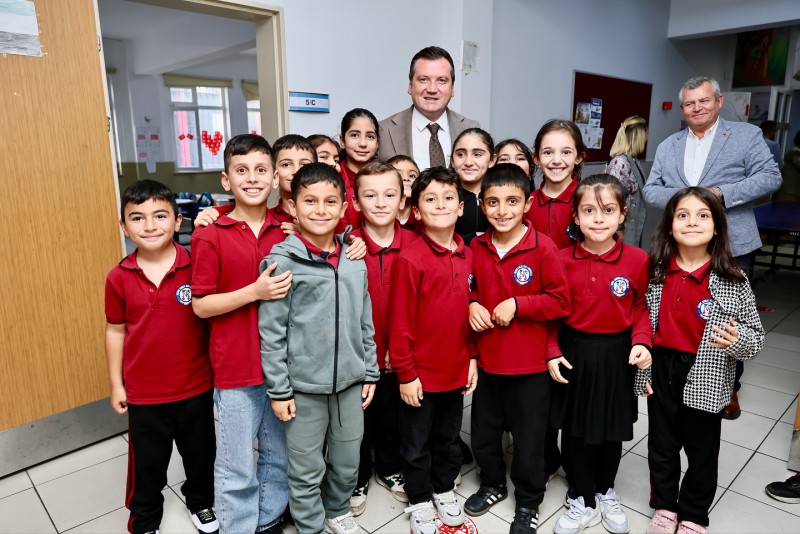 Başkan Balcıoğlu, Yunus Emre İmam Hatip Ortaokulu’nu ziyaret etti