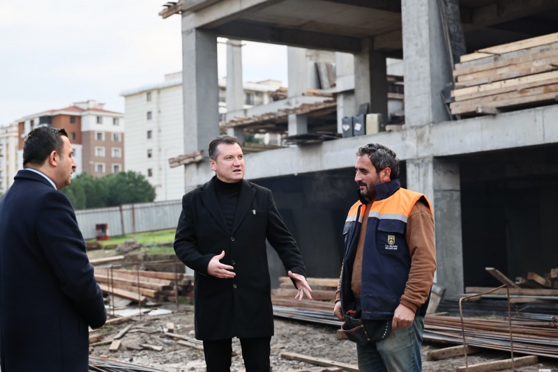 Başkan Balcıoğlu, Leyla & Mehmet Sökmen Kız Öğrenci Yurdu’nu ziyaret etti 