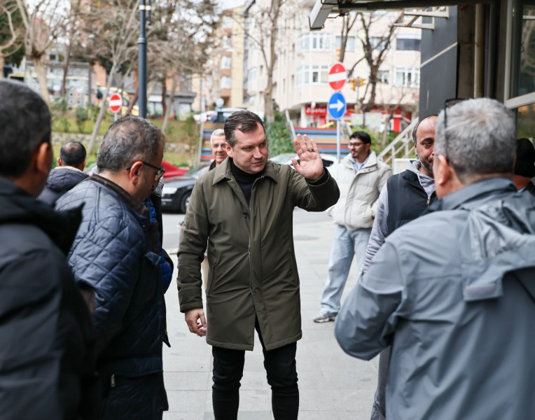 Başkan Balcıoğlu, Alibey Mahallesi’ni ziyaret etti