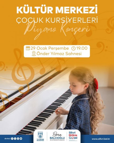 Kültür Merkezi kursiyerleri Piyano Konseri düzenliyor