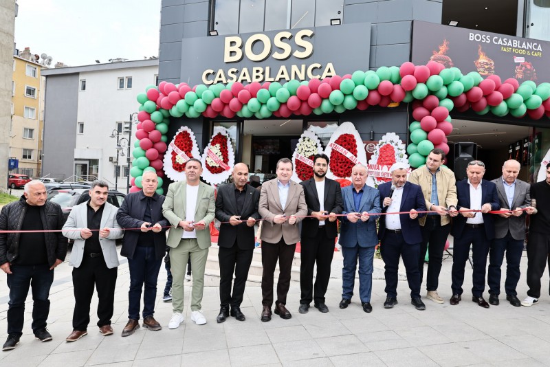Başkan Balcıoğlu, Boss Casablanca Fast Food’un açılışını yaptı