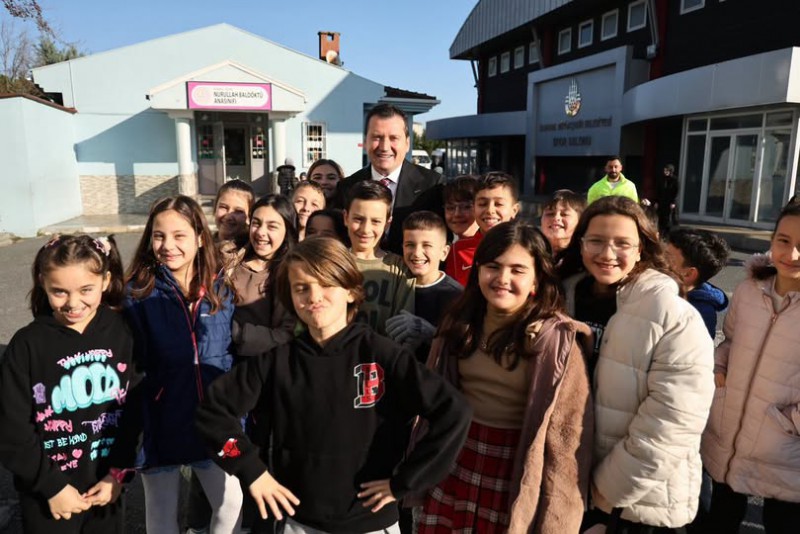 Başkan Bora Balcıoğlu’ndan Karne Alan Öğrencilere Tatil Mesajı