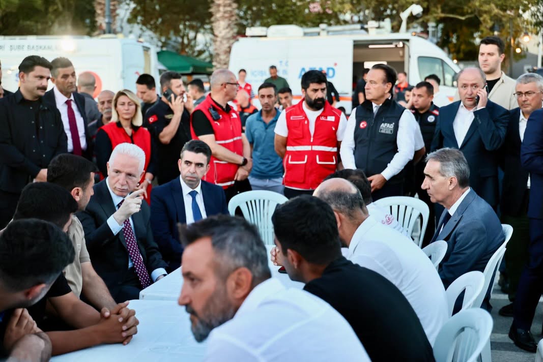 Silivri Açıklarında İrtibat Kurulamayan Denizcilerin Ailelerine Ziyaret