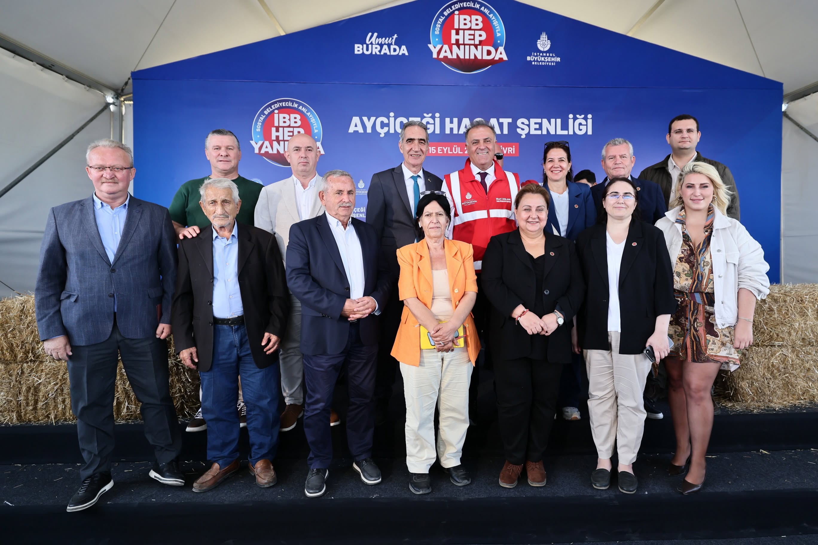 Gazitepe Mahallesi’nde Ayçiçeği Hasadı Gerçekleştirildi