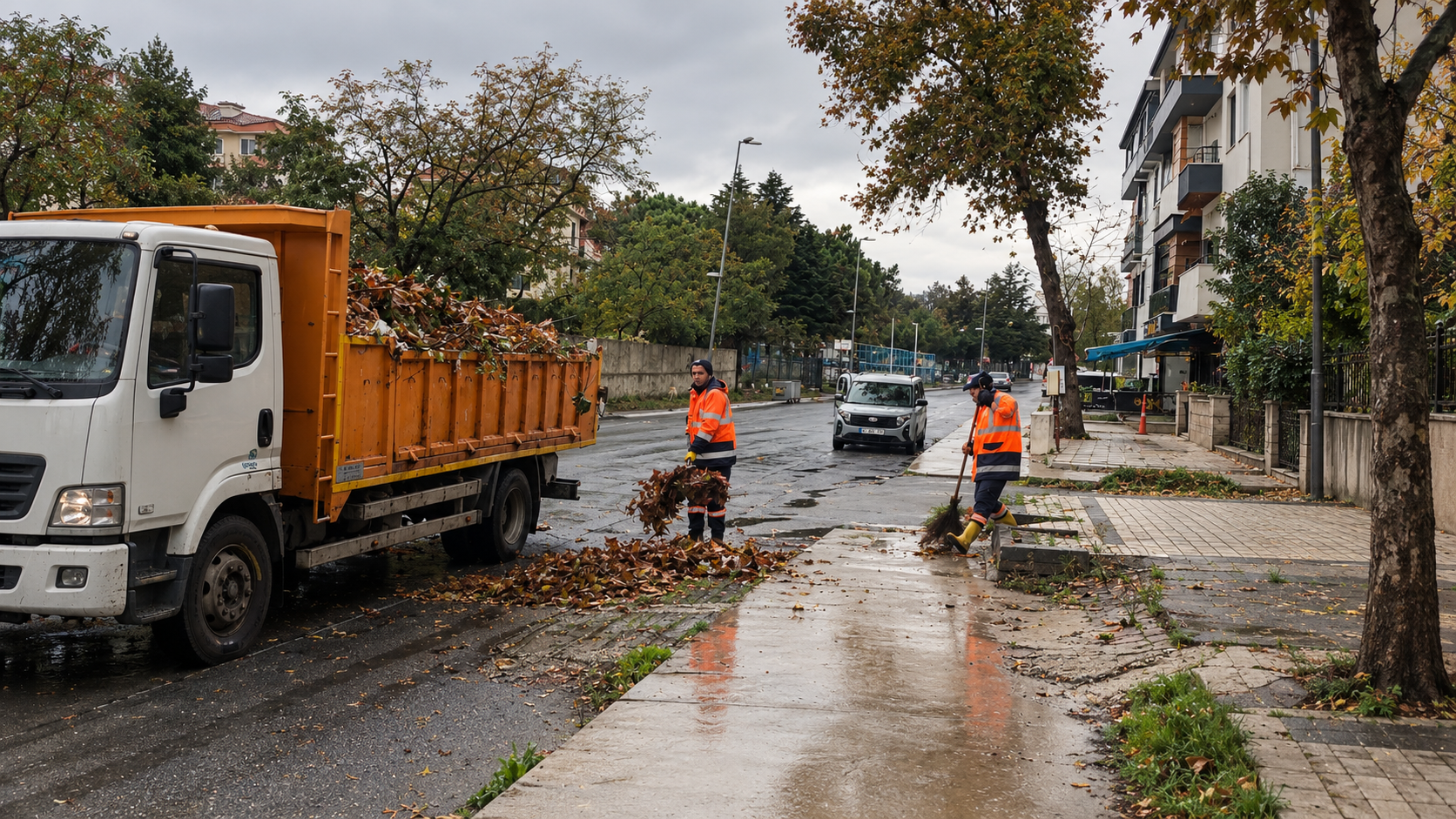Silivri’de Yağışlara Karşı Ekiplerin Saha Çalışmaları Sürüyor